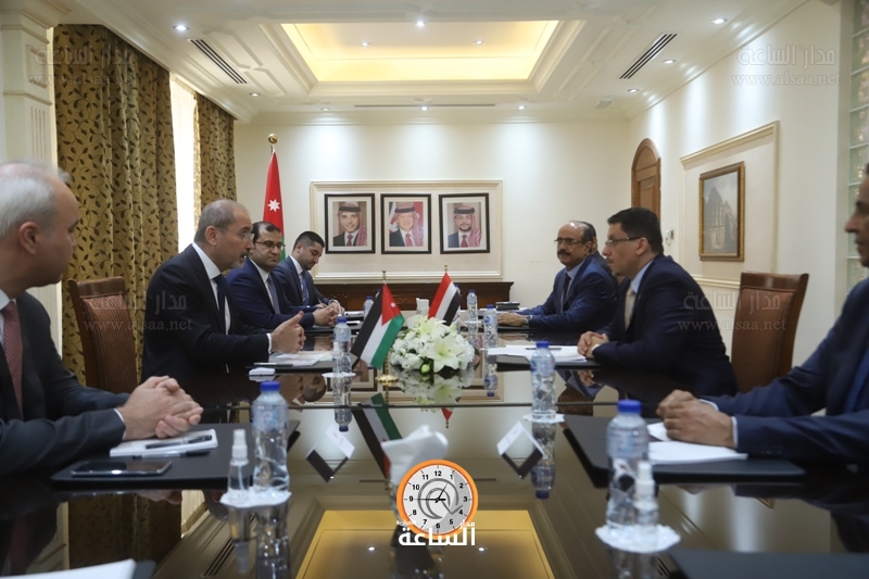 Madar Al-Saa Images