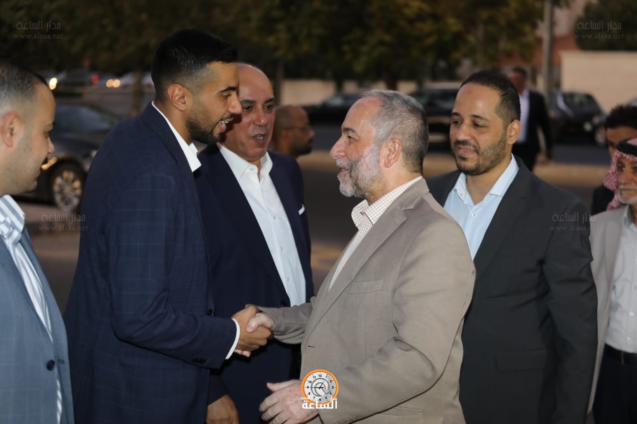 Madar Al-Saa Images