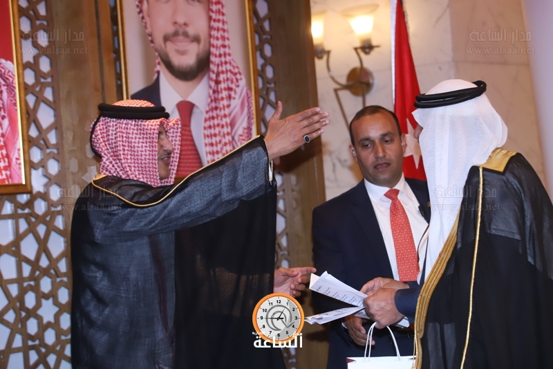 Madar Al-Saa Images