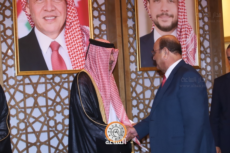 Madar Al-Saa Images