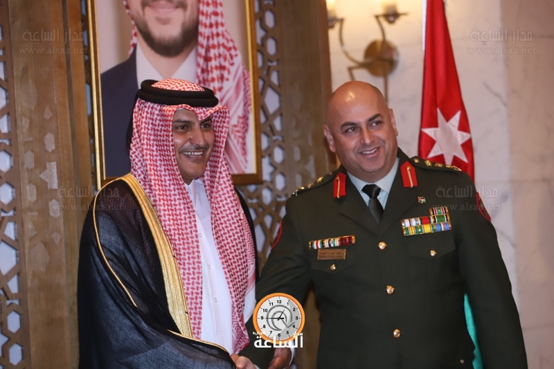 Madar Al-Saa Images
