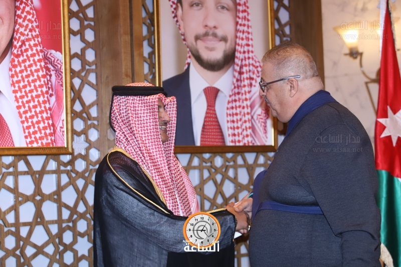Madar Al-Saa Images