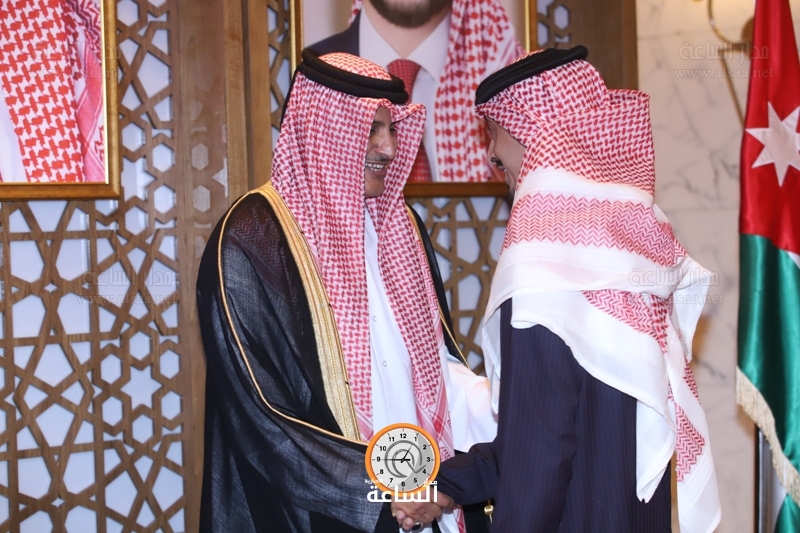 Madar Al-Saa Images