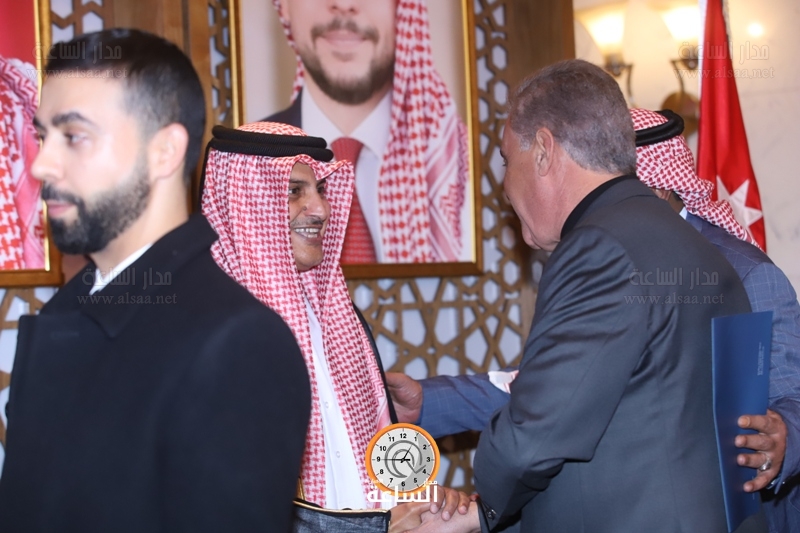 Madar Al-Saa Images
