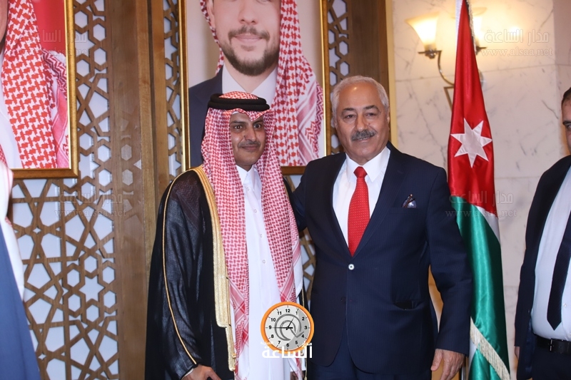 Madar Al-Saa Images