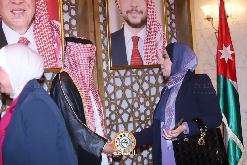 Madar Al-Saa Images