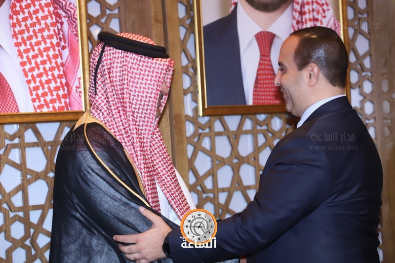 Madar Al-Saa Images