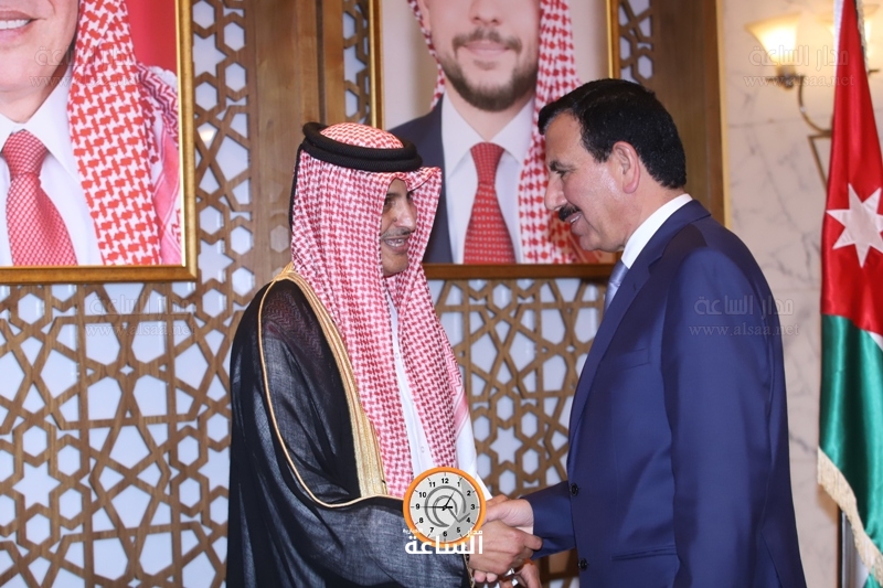 Madar Al-Saa Images