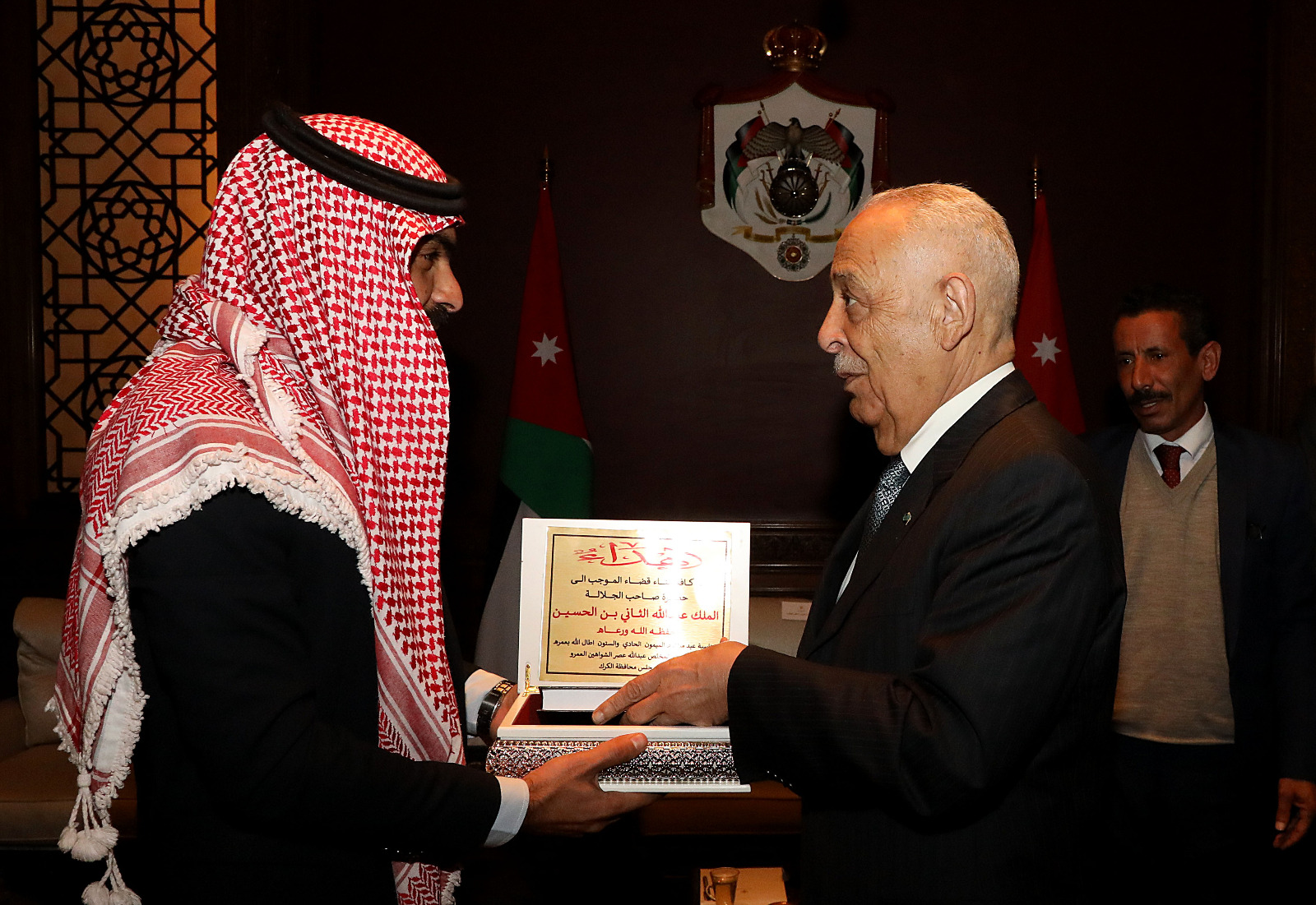 Madar Al-Saa Images 0.6061569085058445