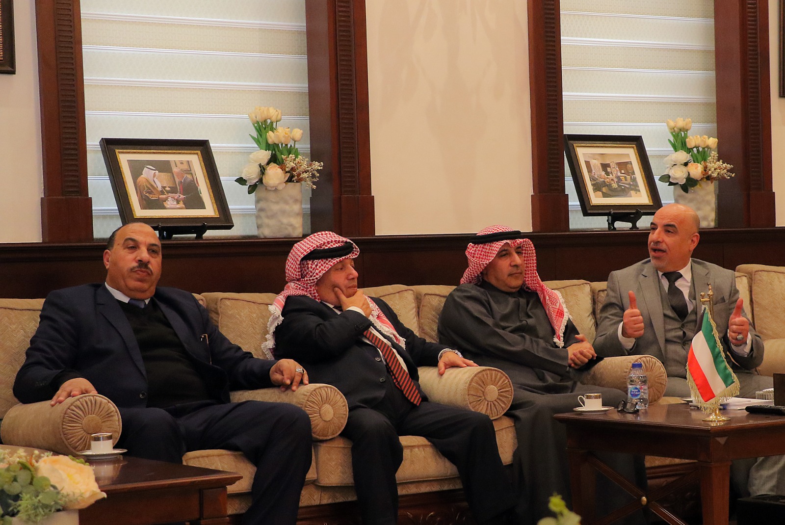 Madar Al-Saa Images 0.6445604451391325