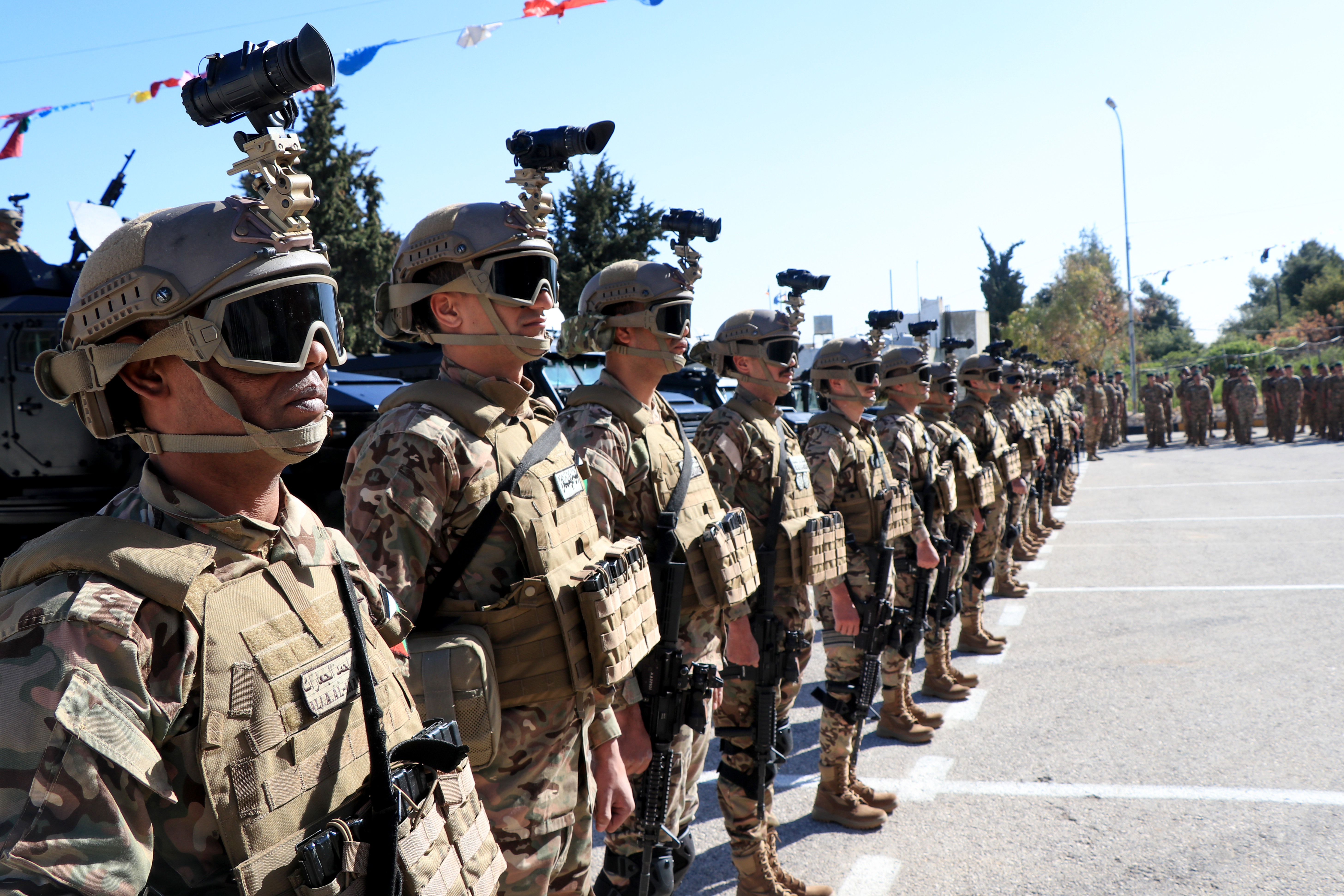 Madar Al-Saa Images 0.6954942119136029