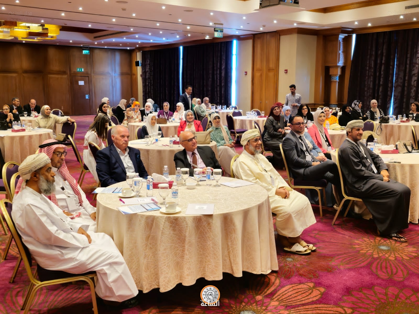 Madar Al-Saa Images 0.24243396626965175