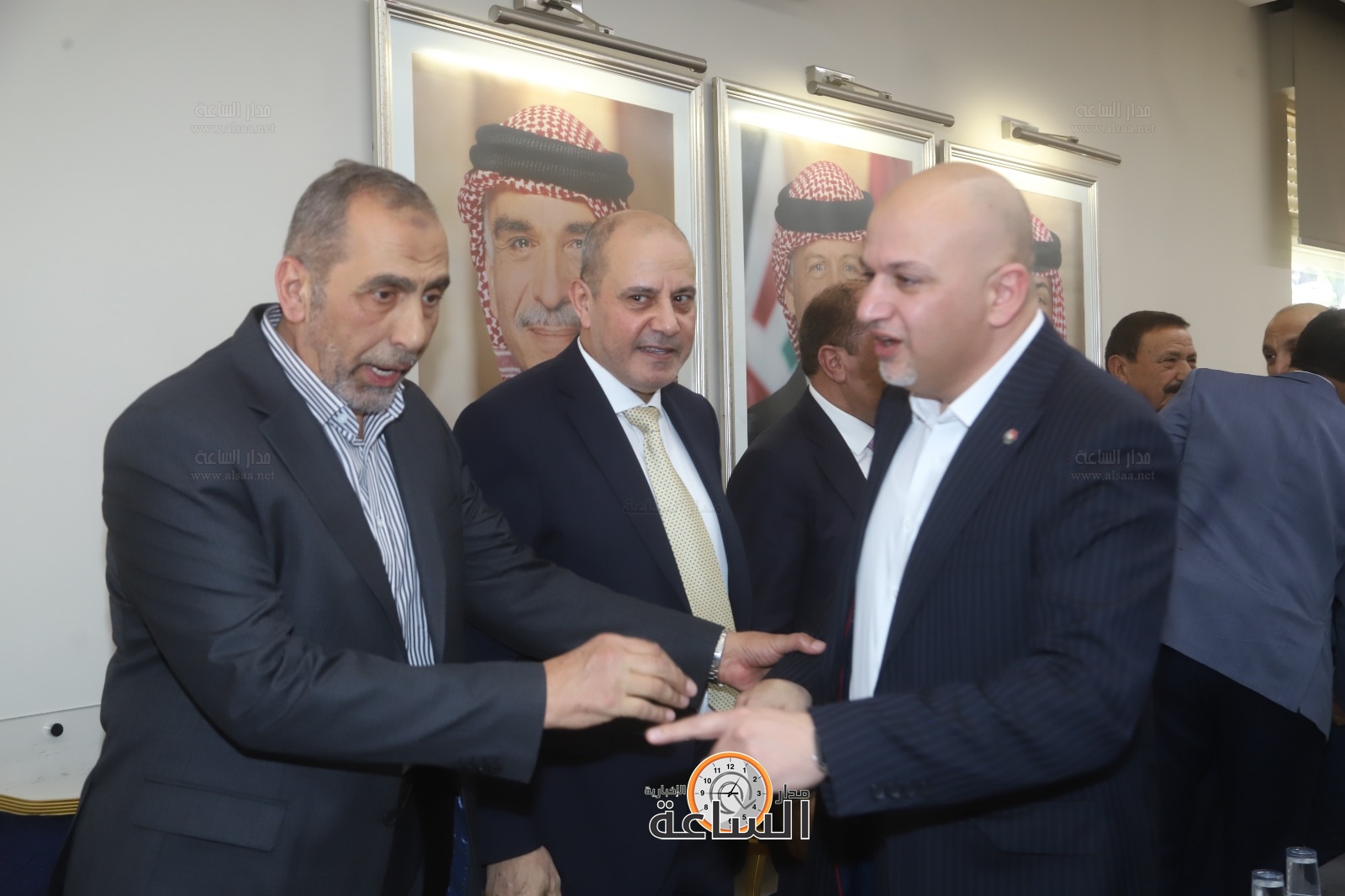 Madar Al-Saa Images 0.6089314527419784