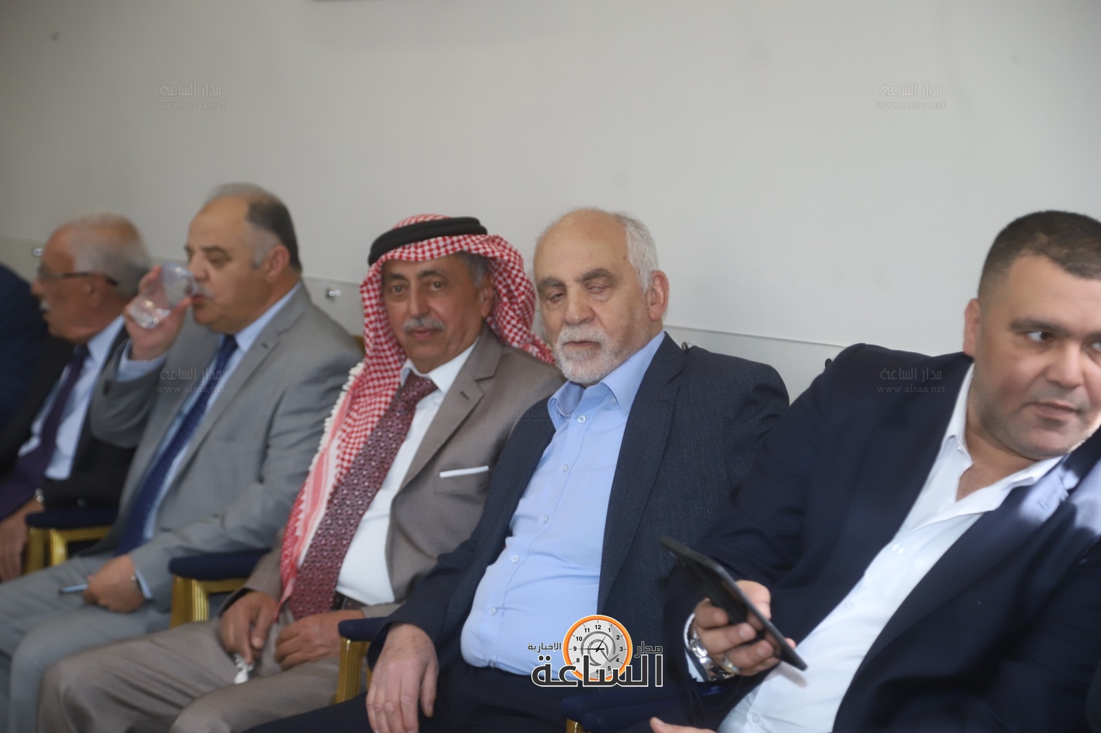 Madar Al-Saa Images 0.12385177936980152