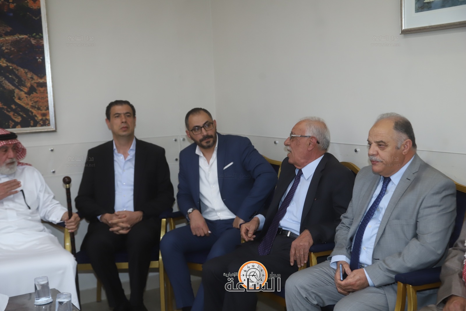 Madar Al-Saa Images 0.5317140335175236