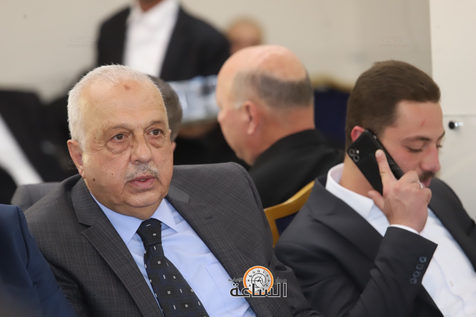 Madar Al-Saa Images 0.04425480639549095