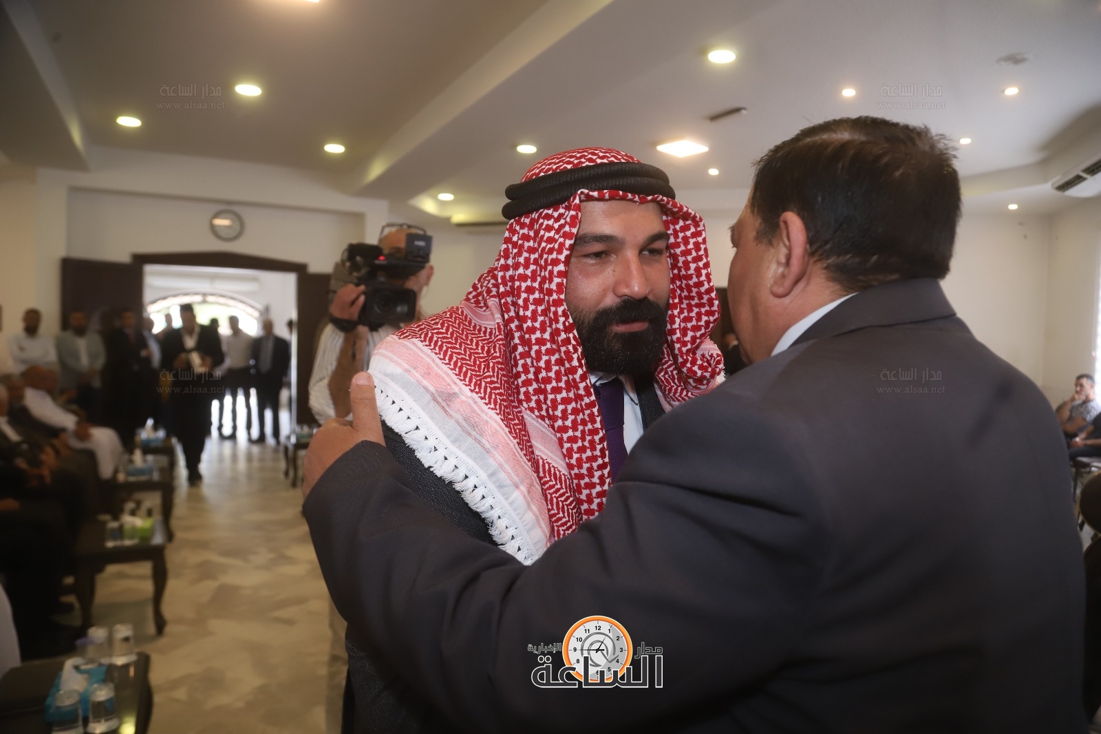 Madar Al-Saa Images 0.3783308266063481