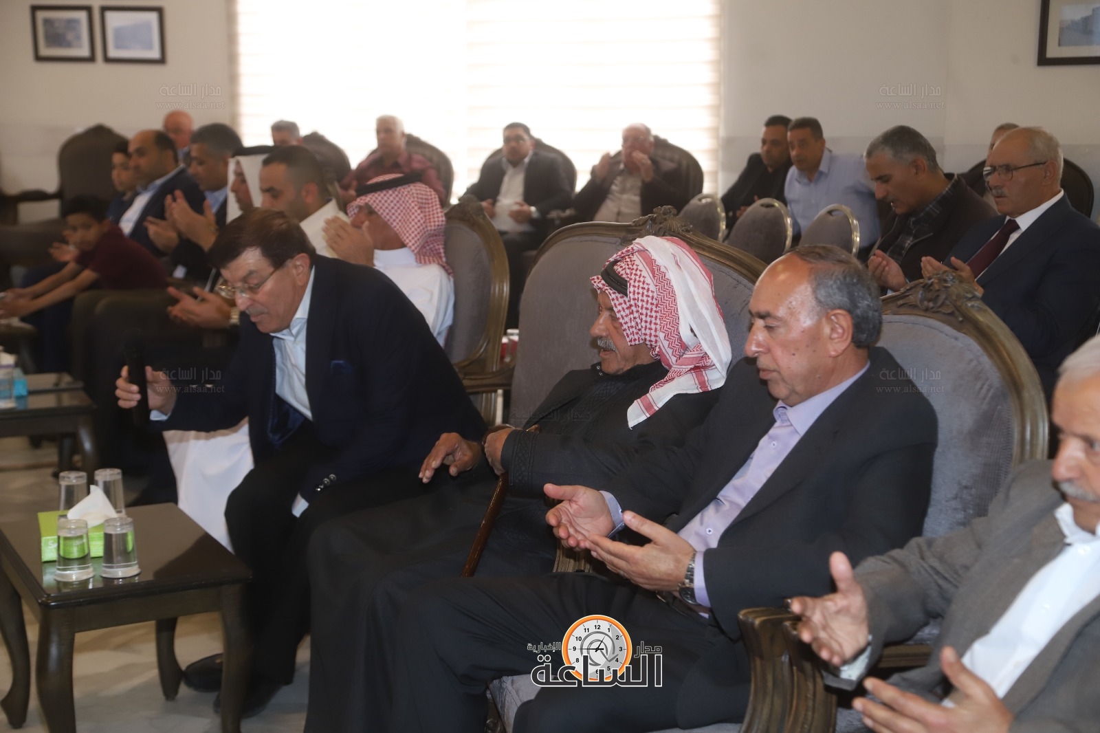 Madar Al-Saa Images 0.9948210372787407