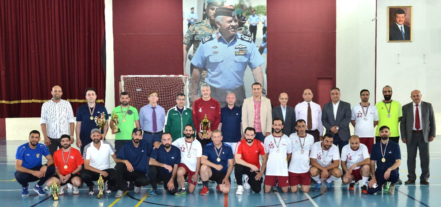 Madar Al-Saa Images 0.4626226886214022