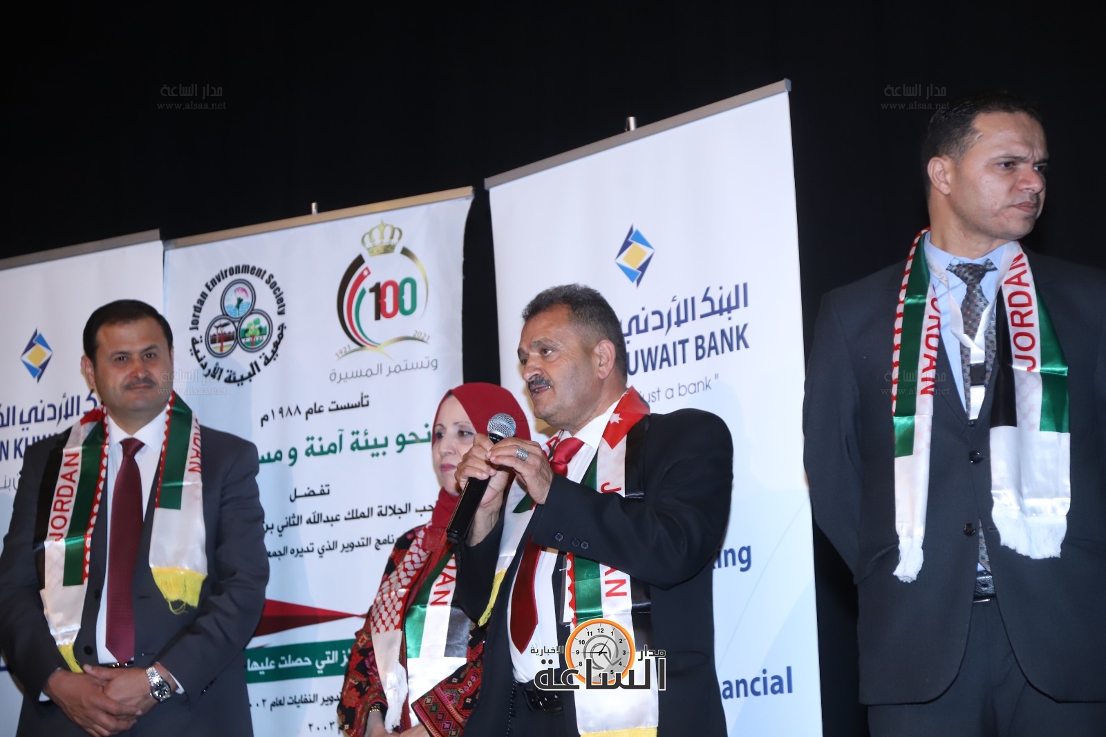 Madar Al-Saa Images 0.12913633455029427