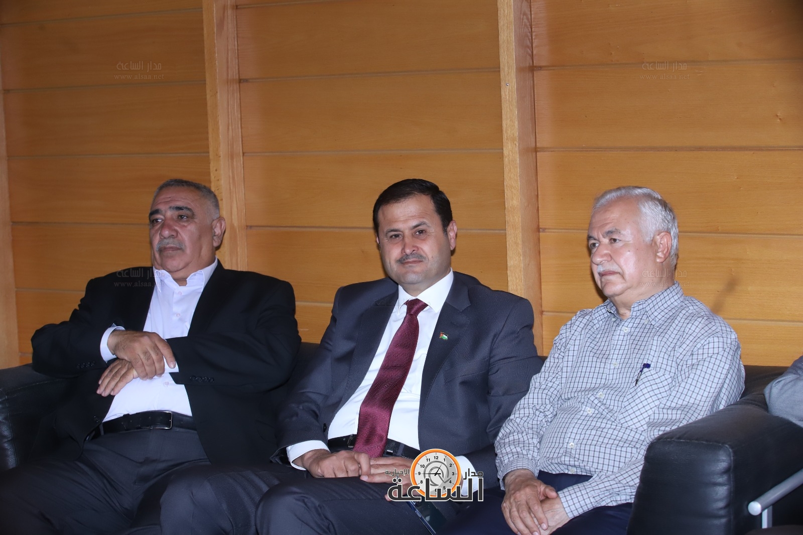 Madar Al-Saa Images 0.22437927837962346