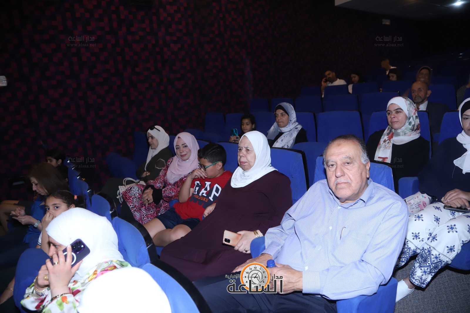 Madar Al-Saa Images 0.8381422596325203