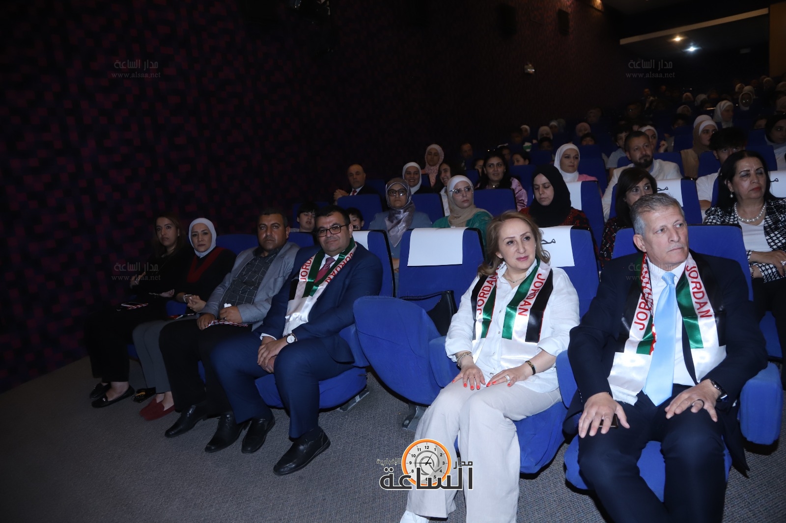 Madar Al-Saa Images 0.6024745235282558