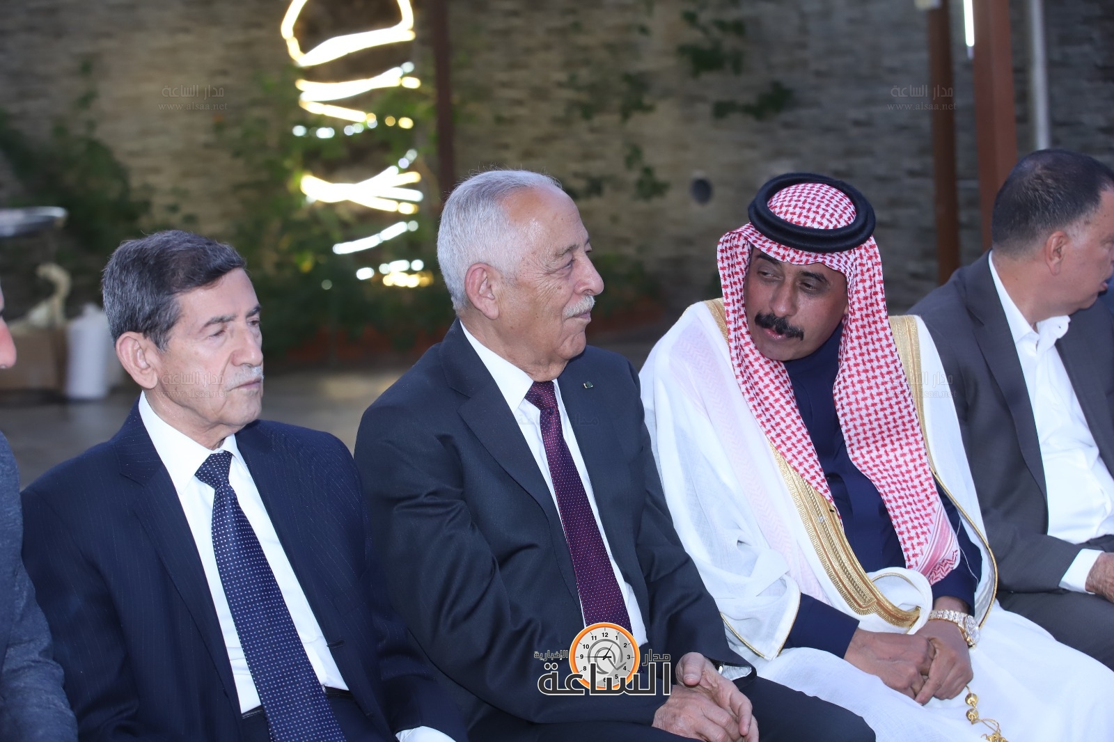 Madar Al-Saa Images 0.1283231413069179