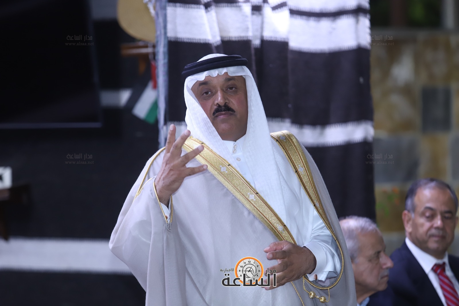 Madar Al-Saa Images 0.7932523521454447