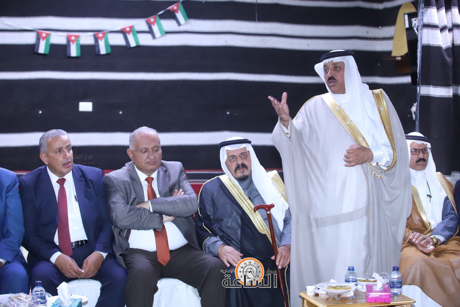 Madar Al-Saa Images 0.570686415521013