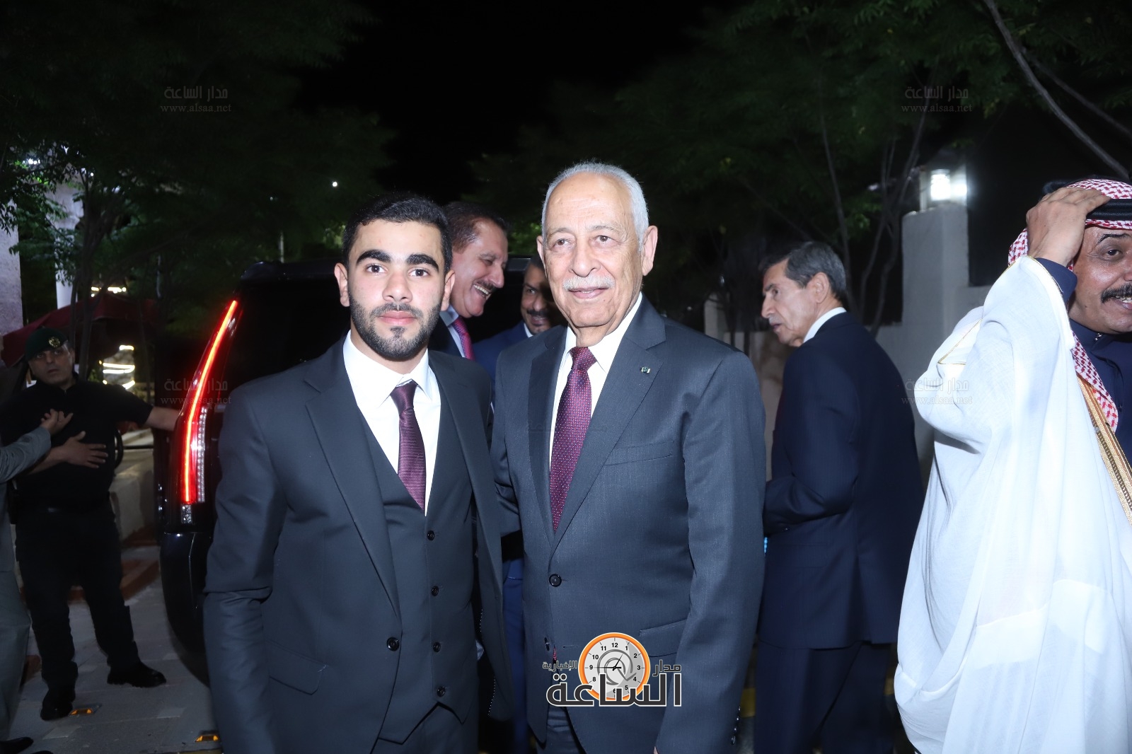 Madar Al-Saa Images 0.47172451771432167