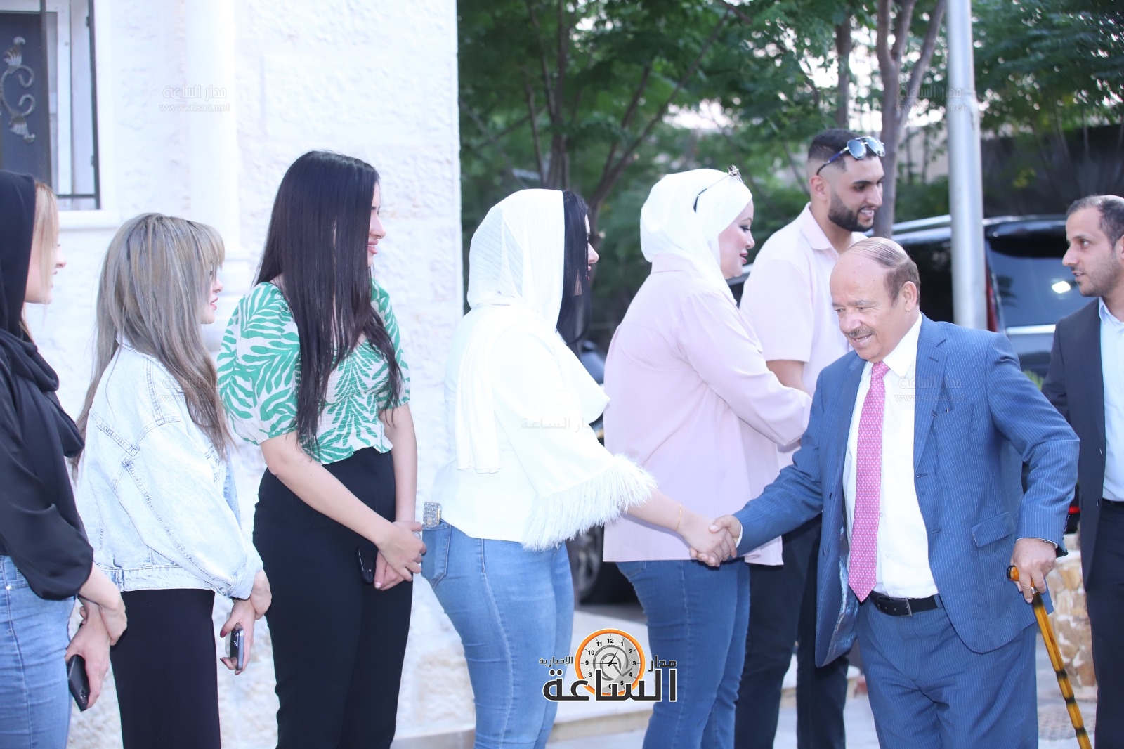 Madar Al-Saa Images 0.8802713529488264