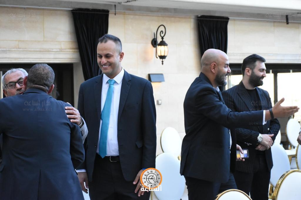 Madar Al-Saa Images 0.1440039099018734