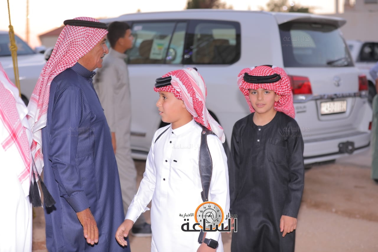 Madar Al-Saa Images 0.15802416494329474