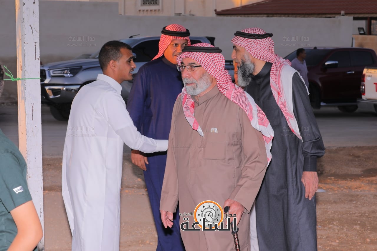 Madar Al-Saa Images 0.5855896412904682