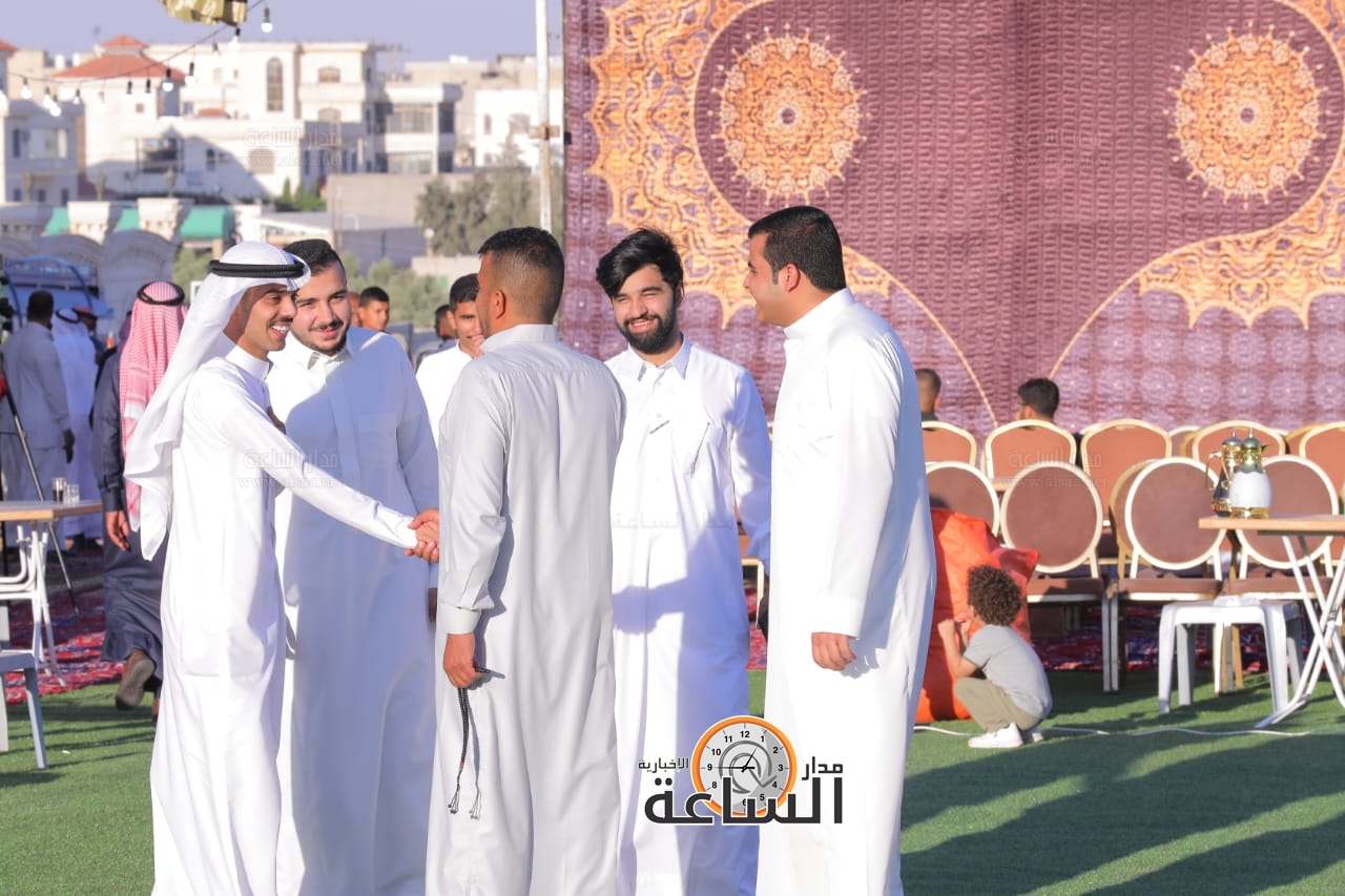 Madar Al-Saa Images 0.7317794836193994