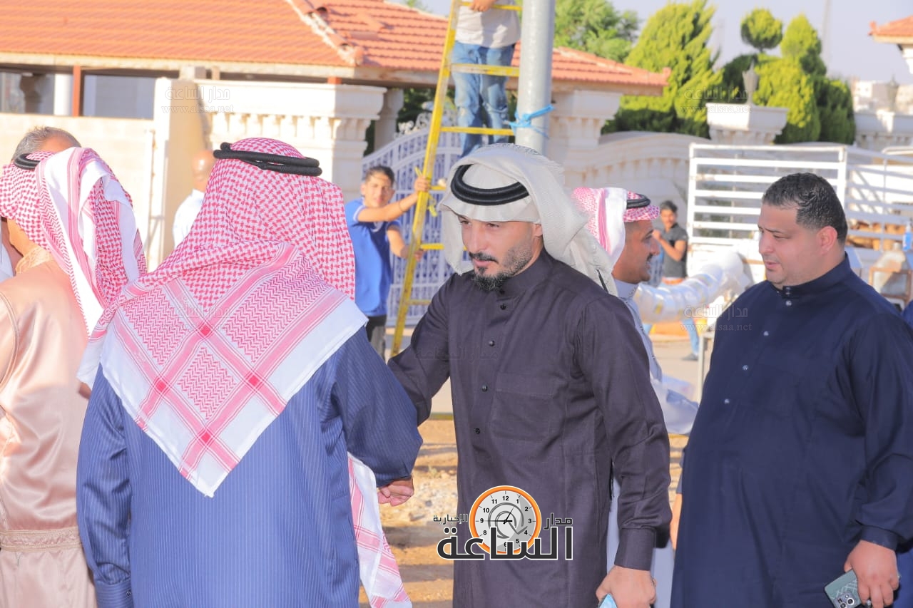 Madar Al-Saa Images 0.41086749667976474