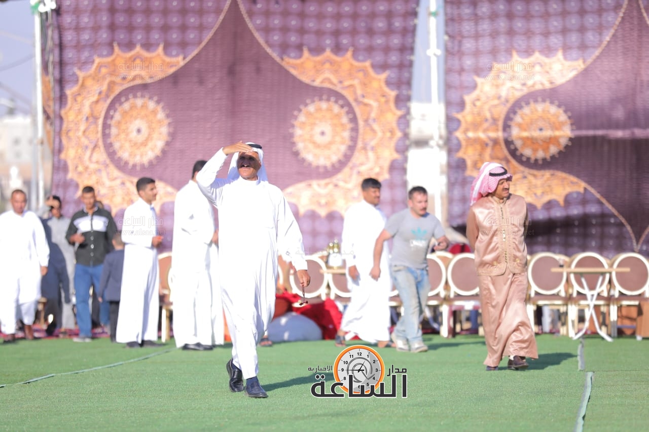 Madar Al-Saa Images 0.8897095529795886