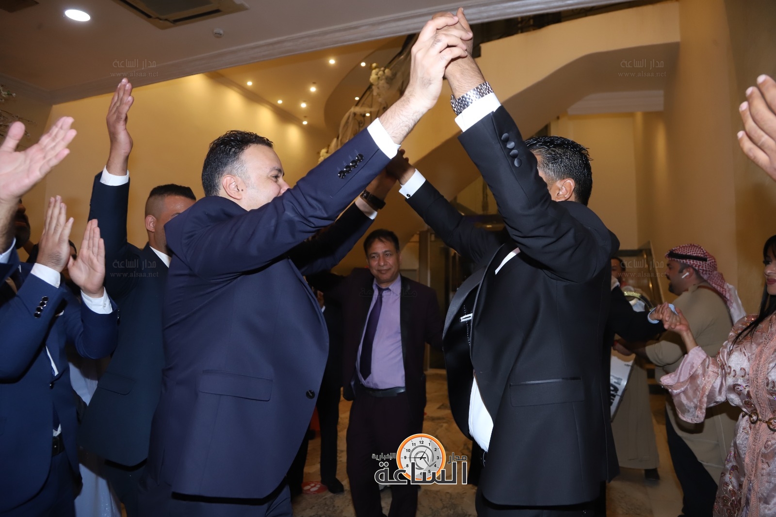 Madar Al-Saa Images 0.11925632385107632