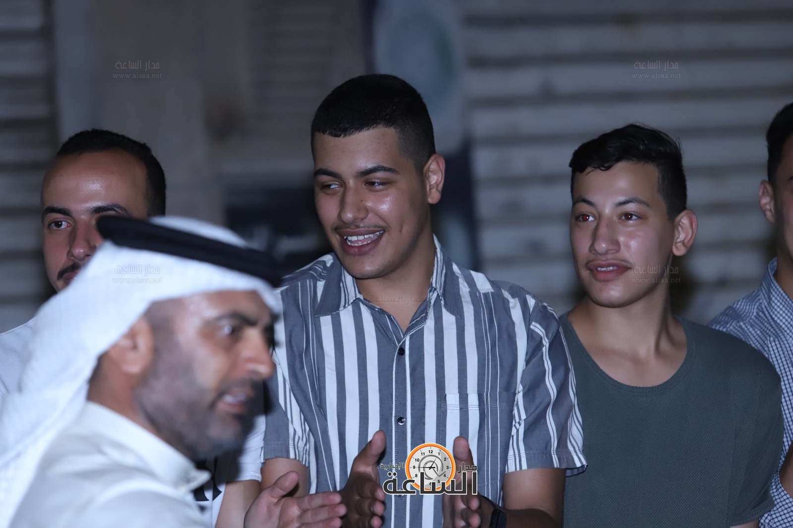 Madar Al-Saa Images 0.10782528012225434