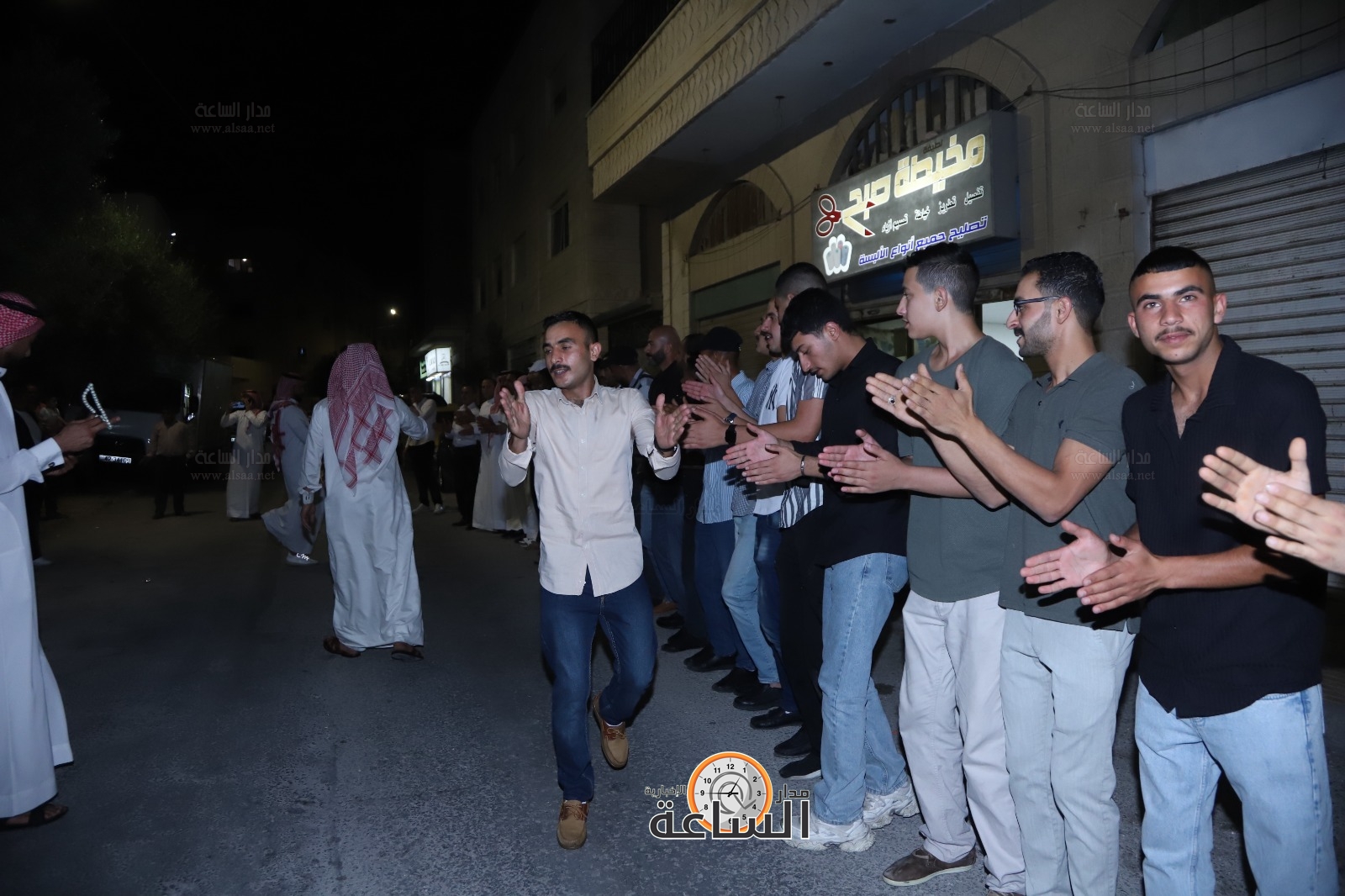 Madar Al-Saa Images 0.06345230477265829