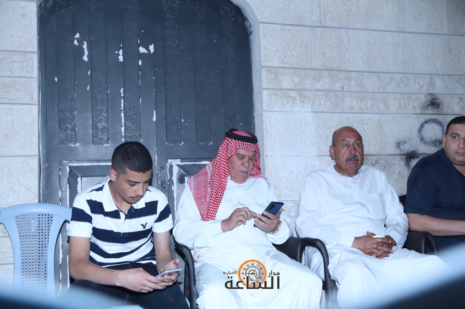 Madar Al-Saa Images 0.45295097489893