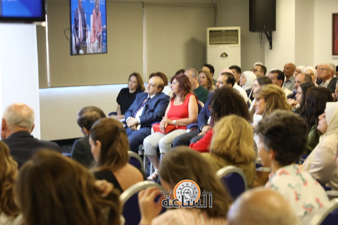 Madar Al-Saa Images 0.5116372984154162