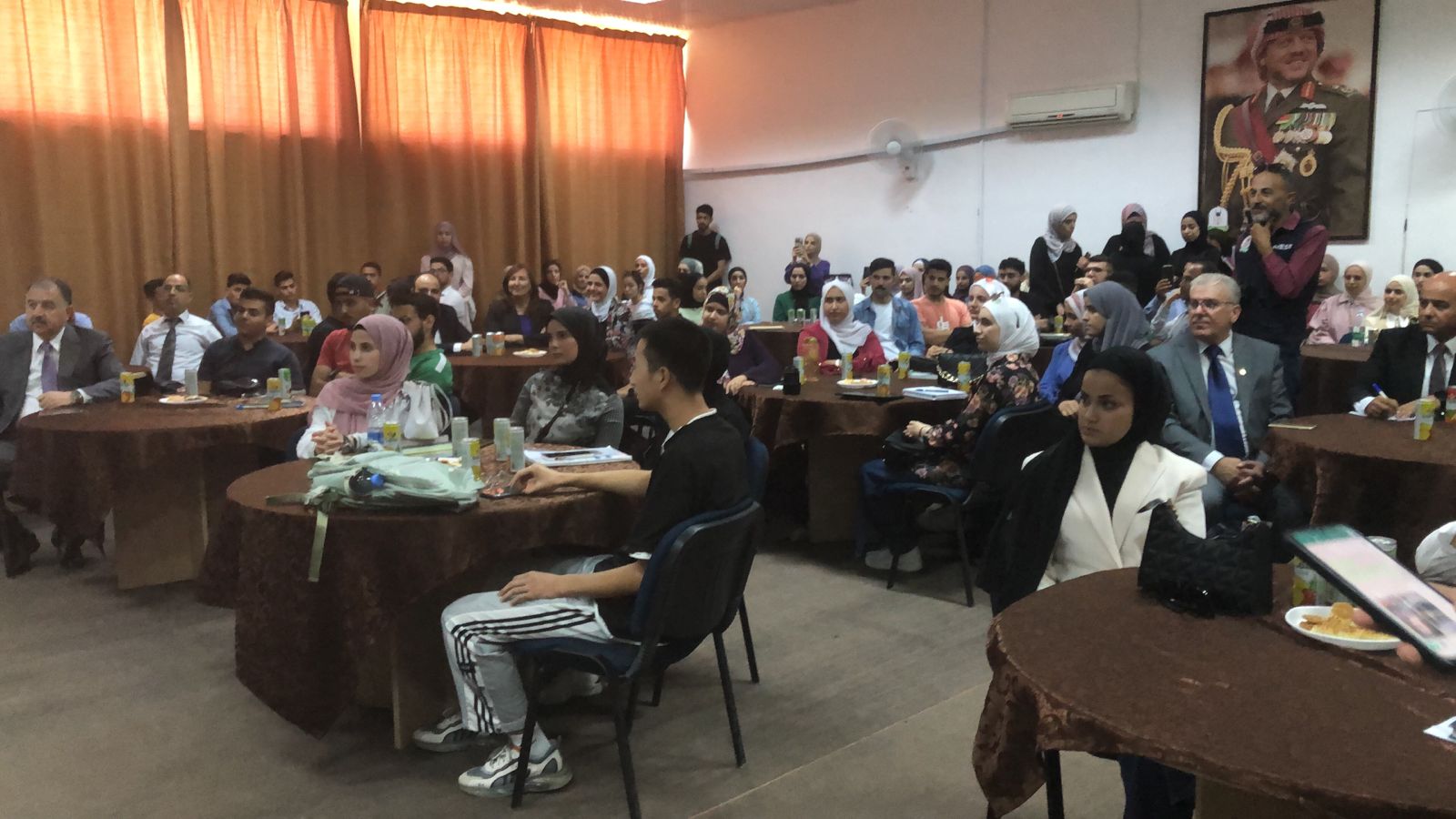 Madar Al-Saa Images 0.38025825650075507