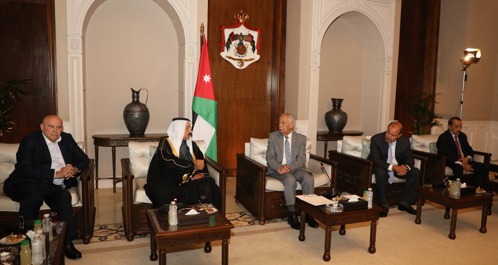 Madar Al-Saa Images 0.18689932772733608