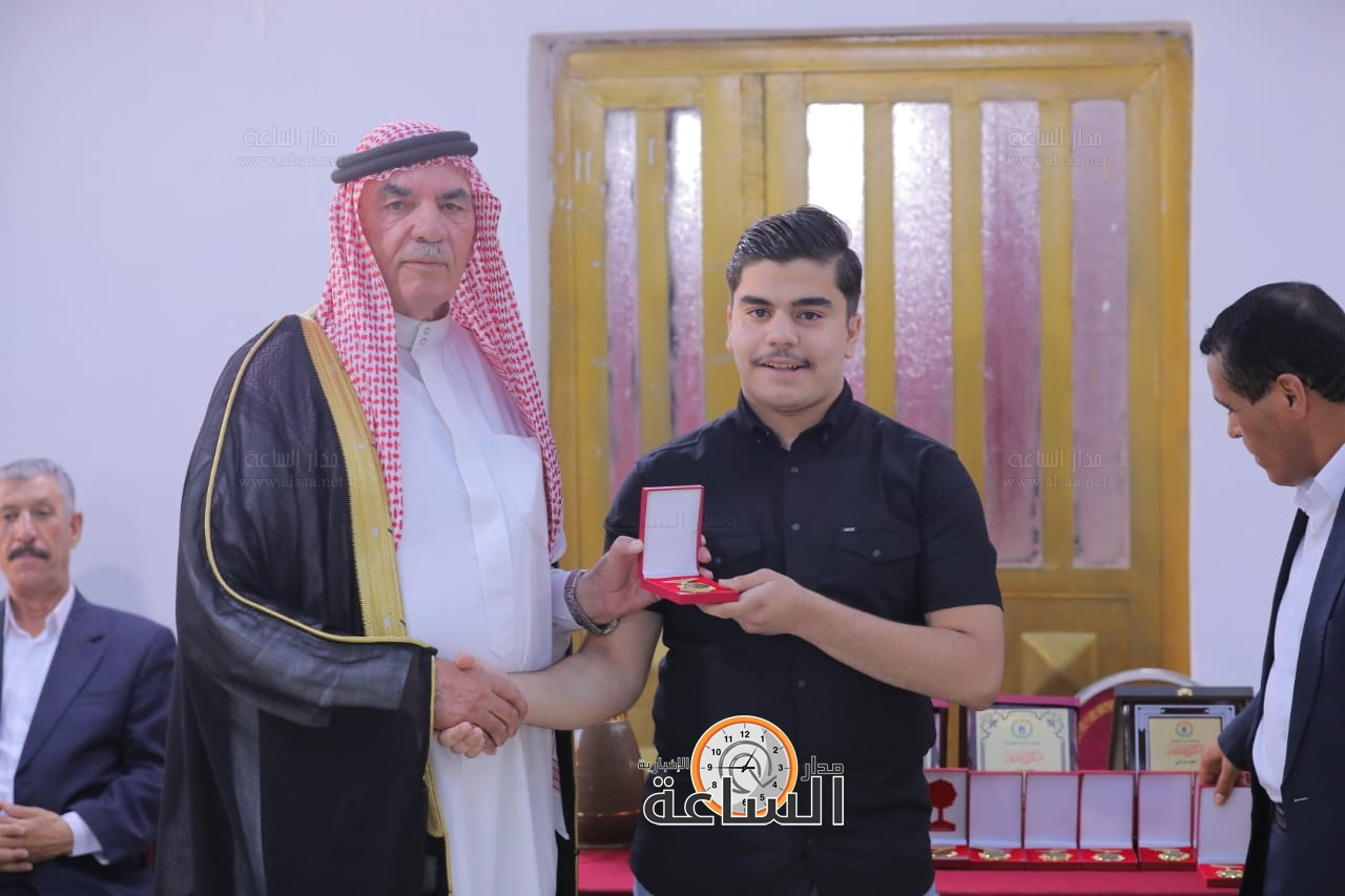 Madar Al-Saa Images 0.9155110374765494