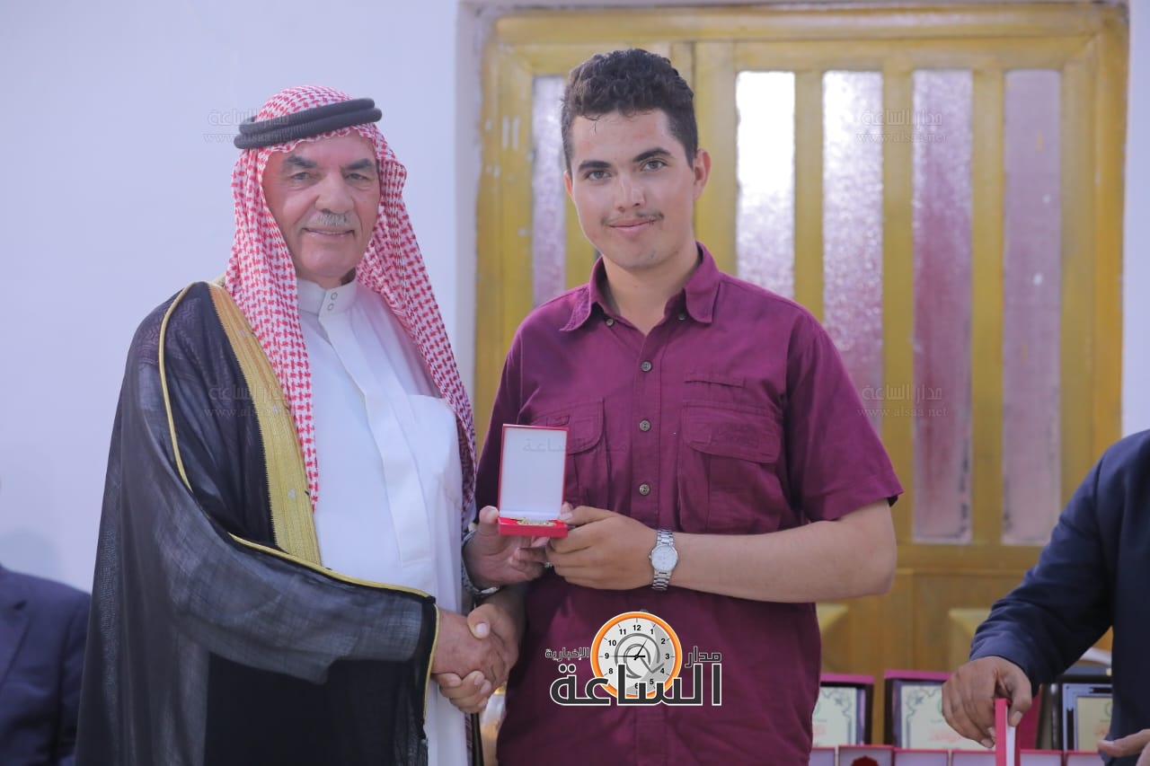 Madar Al-Saa Images 0.7134708345532244