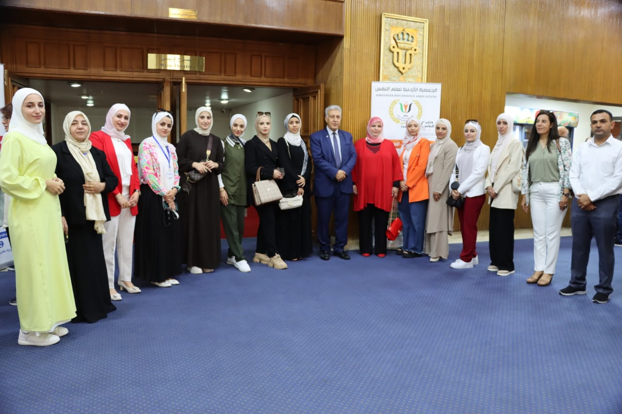 Madar Al-Saa Images 0.013360472975984417