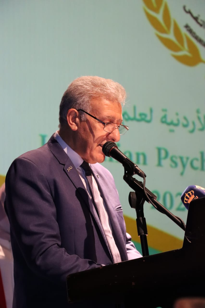 Madar Al-Saa Images 0.5371325187282328