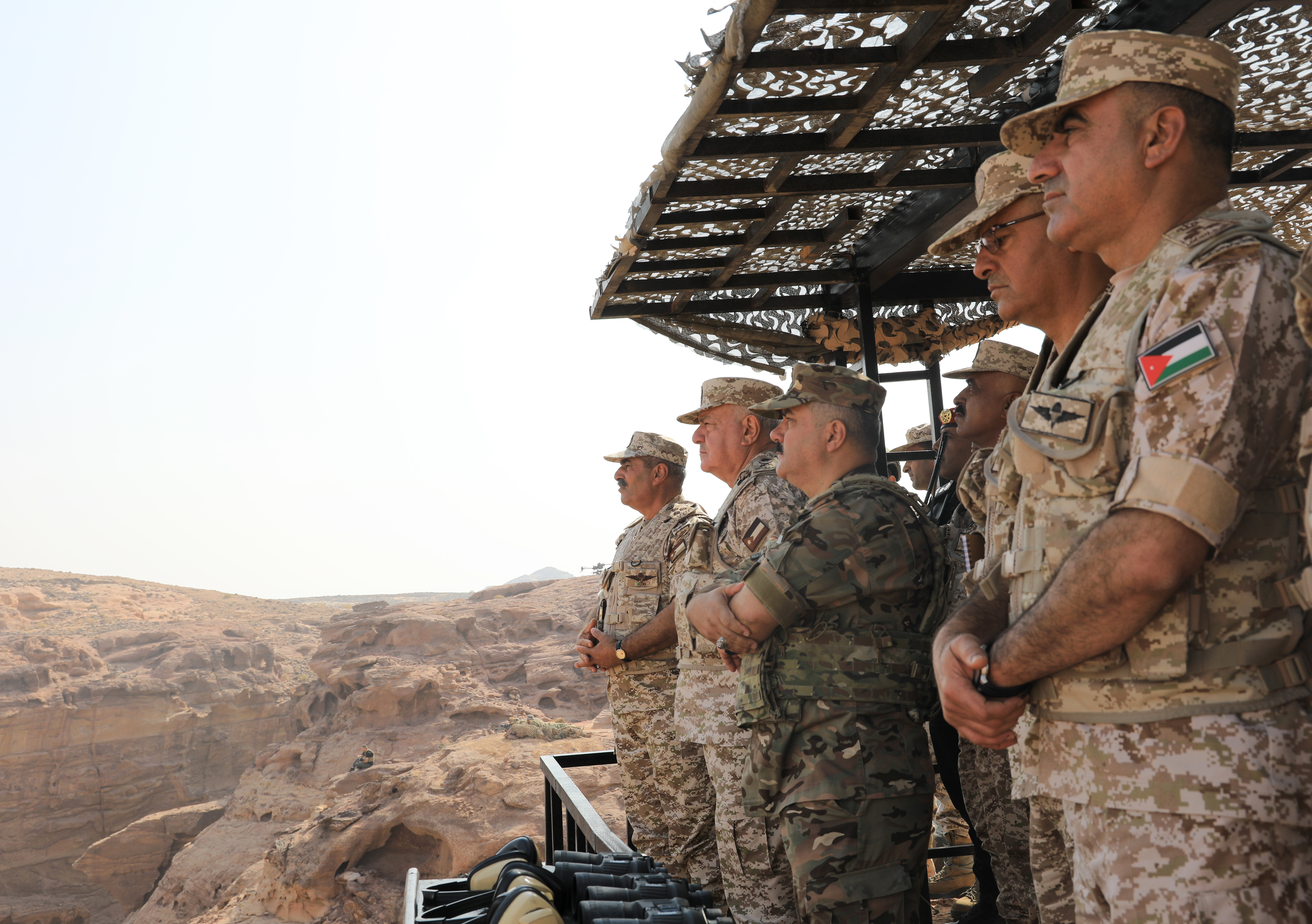 Madar Al-Saa Images 0.4924407428306068